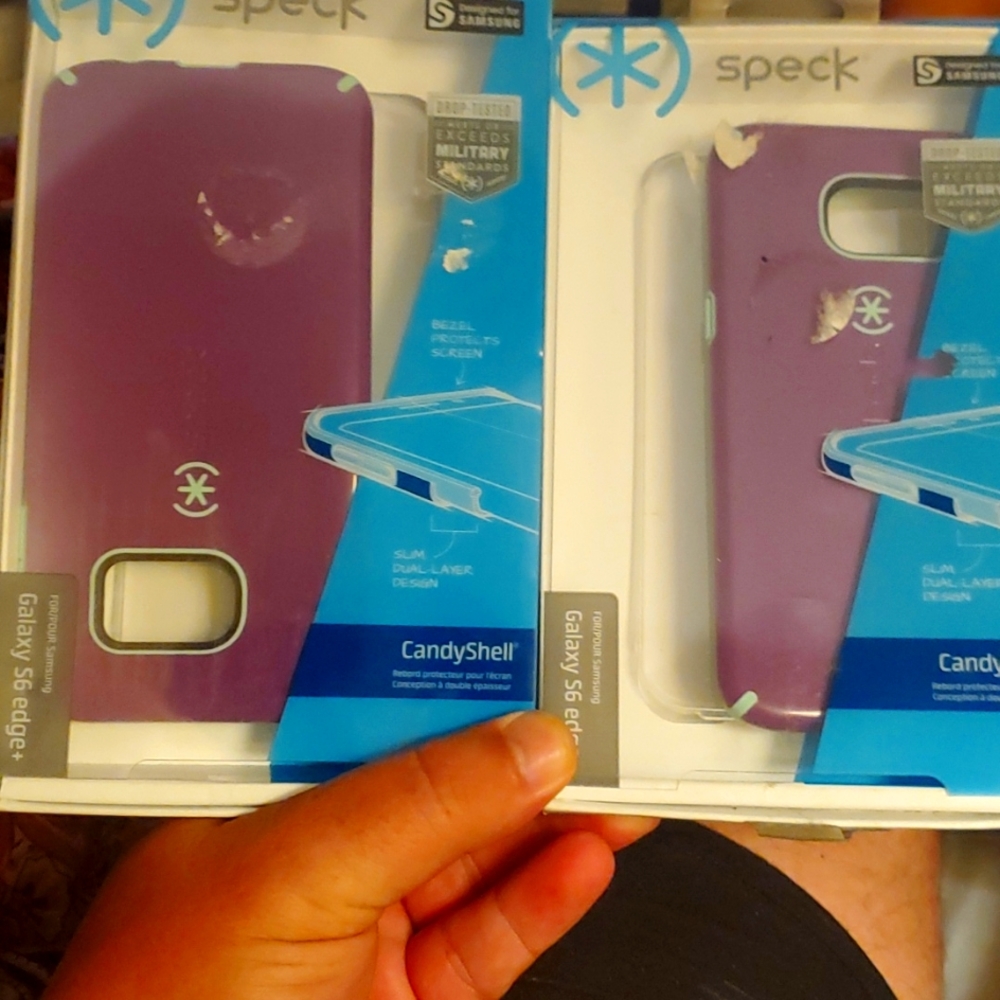 2 diffrent speck phone cases Galaxy s6 edge